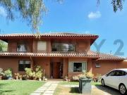 ARRIENDO HERMOSA Y AMPLIA CASA EN SANTA ELENA CHICUREO NORTE