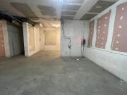 ARRIENDO Local comercial 107,02 m2, Metro. Vicuña...