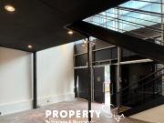 ARRIENDO LOCAL COMERCIAL AV. APOQUINDO LAS CONDES