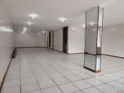 ARRIENDO Local Comercial Dúplex 150 m² en Vaca de Castro...