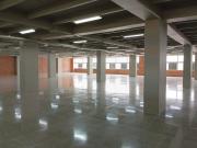 Arriendo local en el Centro Empresarial Olaya Herrera,...