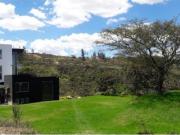 Arriendo Mansión Dentro de Urbanización de Lujo Via...