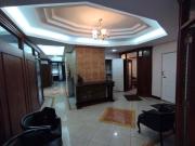 En renta amplia Oficina en sector La Mariscal, Av. La...