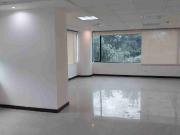 ARRIENDO OFICINA CON ESPECTACULAR VISTA HACIA LA CAROLINA