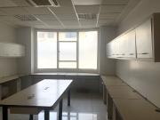 ARRIENDO Oficina de 167 m2, Metro Baquedano, Providencia