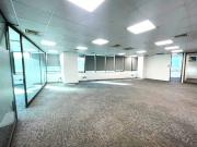 ARRIENDO Oficina de 272m2 con terraza, Metro Pedro de...