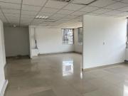 ARRIENDO OFICINA EL LAGO CALLE 77