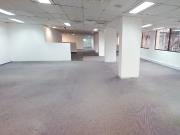 ARRIENDO Oficina Habilitada de 790,00 m2, Metro U. de Chile