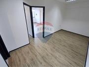 Arriendo Oficina RENOVADA! Metro Santa Lucia