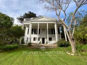 ARRIENDO POR DIA encantadora casa en privilegiada...