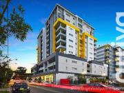 Arriva Strathfield Huge Luxury 3 Bedroom Apartment