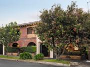 Art Deco Classic with Cool Sea Breezes