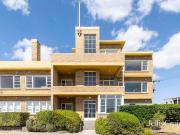 Art Deco Esplanade Elegance