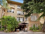 Art Deco Living in Fantastic Location