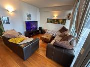 Artistic 3 bedroom CBD apartment riverviews, gigantic...