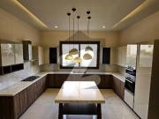 Artistically Built Bungalow For Sale 1000 Square Yards...
