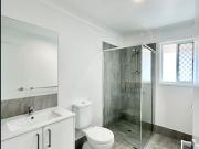 AS NEW 1 BEDROOM UNIT DUAL LIVING