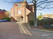 Ashdene Gardens, Reading, Berkshire RG30, 2 bed flat to...