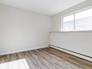 Ashford Manor 1 Bedroom Apartment for Rent at 510 Avenue...