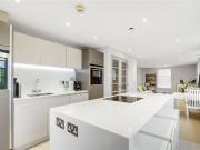 Ashlar Court, Ravenscourt Gardens, London W6, 2 bed flat...