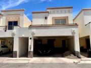 ASOMBROSA CASA EN FRACCIONAMIENTO “MERLOT” CHENIN,...