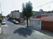 ASOMBROSA CASA EN REMATE UBICADA EN Hda. Jurica 16B, MZ...