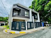 Astonishing Brand New 2Storey w/ Attic Duplex Townhouse...