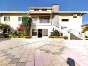 Ateliê T4 em Águas Santas de 400 m²