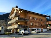 Atemberaubende 4.5 Zimmerwohnung in einem Chalet