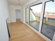 Atemberaubende Dachwohnung mit Terrasse in Ost...