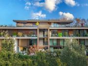 Atemberaubendes Doppelhaus Penthouse Apartment mit Terrasse