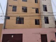 Edificio con 24 Cuartos, 3 Mini Depas y 1 Depa