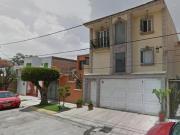 ATENCION INVERSIONISTAS! Casa con 219 m² superficie de...