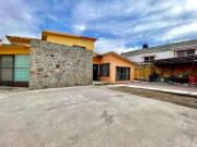 ¡ATENCION INVERSIONISTAS, CASA PARA REMODELAR!, A 3 MIN...