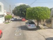 ¡Atención Inversionistas! Venta de Casa en Remate...