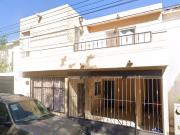 ATENCION! SE VENDE HERMOSA CASA MUY CERCA DEL HOSPITAL...