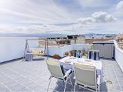 Aticazo en Armilla recién reformado con terraza 360 grados