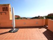 Ático con Amplia Terraza y Espectaculares Vistas al Mar