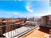 Ático con gran terraza tipo loft ideal singles