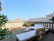 Atico con terraza con vistas