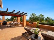 Ático de 3 dormitorios en venta en La Alzambra....