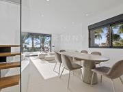 Ático de 3 habitaciones en venta en Estepona, Malaga