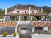Ático de 4 habitaciones en venta en Marbella Golden...
