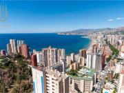 Atico de alto standing de 197 m2 en venta Benidorm,...
