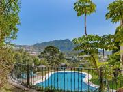 Atico de alto standing de 220 m2 en venta Marbella,...