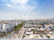 Ático de diseño con vistas panorámicas al mar y al...