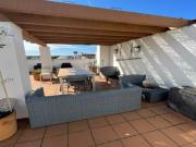 ¡ ATICO DE ENSUEÑO CON 70 M2 DE TERRAZA JUNTO AL MAR!