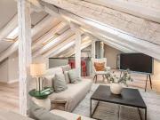 Ático de lujo de 120 m² con dos suites y gran balcón en...