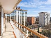 Atico de lujo de 143 m2 en alquiler Barcelona, Cataluña