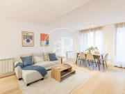 Atico de alto standing de 136 m2 en alquiler Madrid,...